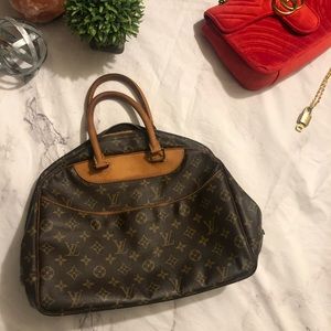 AUTHENTIC LOUIS VUITTON DEAUVILLE BOWLING BAG